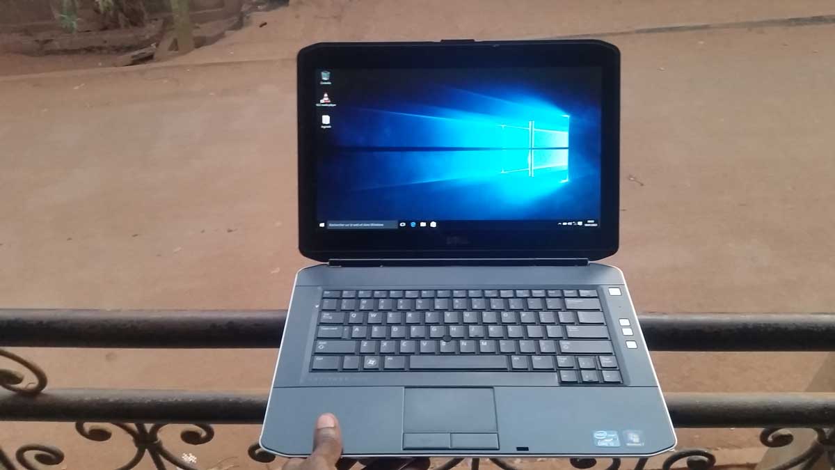 Dell Lattitude E5420  Core i3 