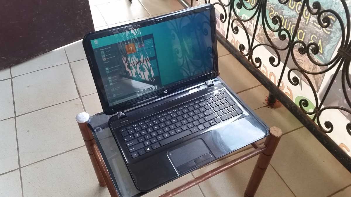 HP 15 slim  core i3 1go dedie 500go