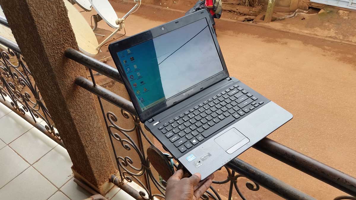 Acer Packard Bell  i5 500go hdd 4go ram