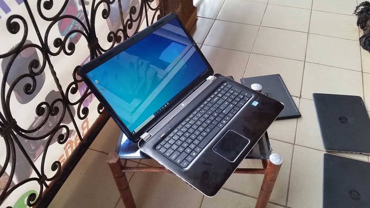 HP Pavilion Core i7 1go Dedie 4go ram