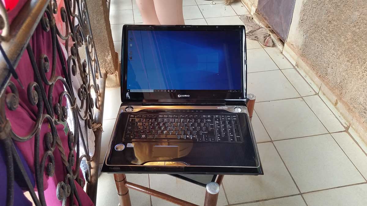 Toshiba Qosmio Ecran large 18.4 pouces