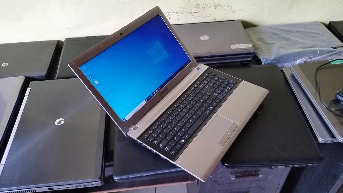 samsung rv 515